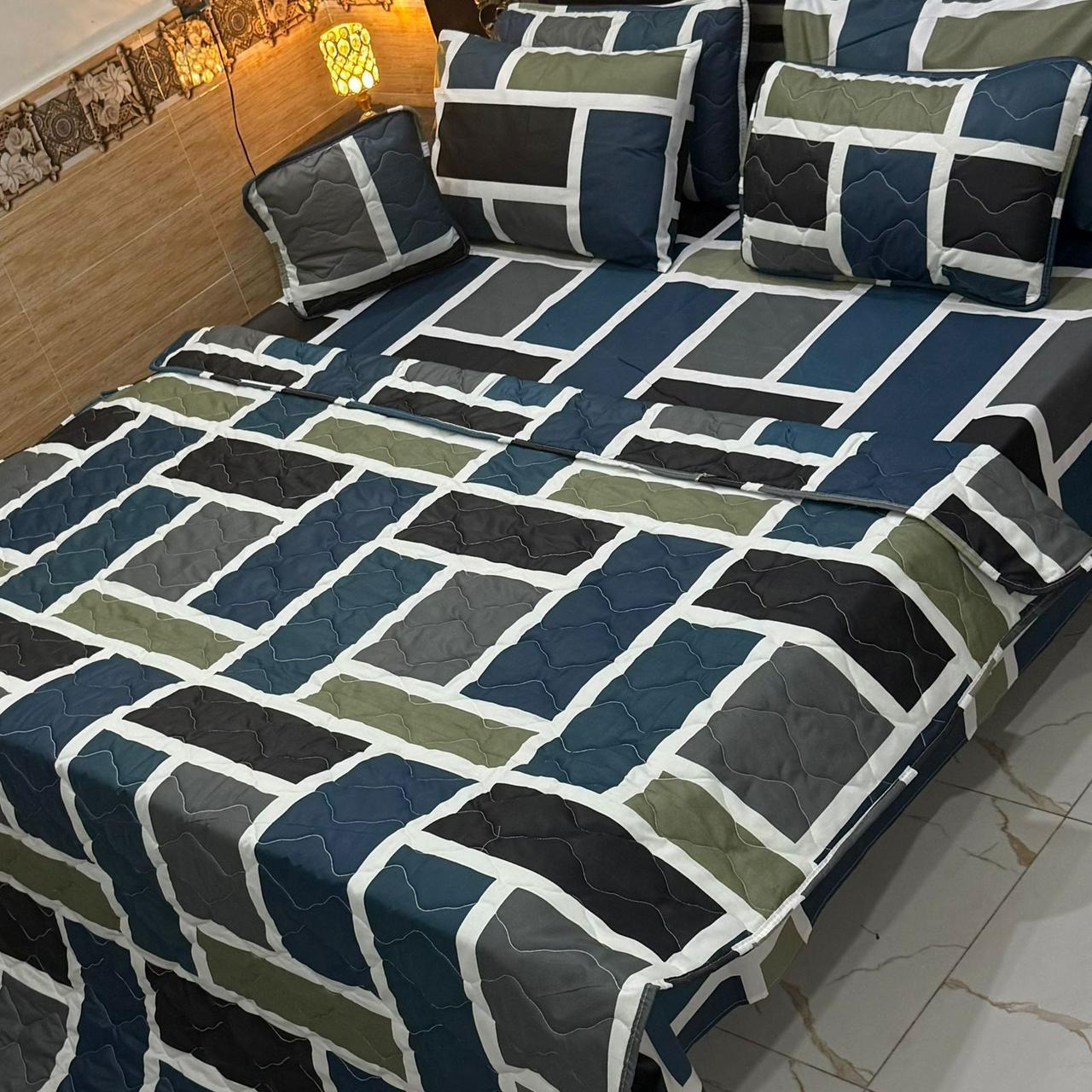 7Pcs Printed Comforter Set