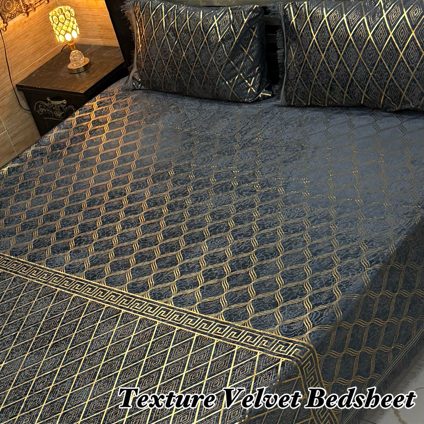 3PC Texture Velvet Bedsheet